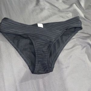 black baking bottoms